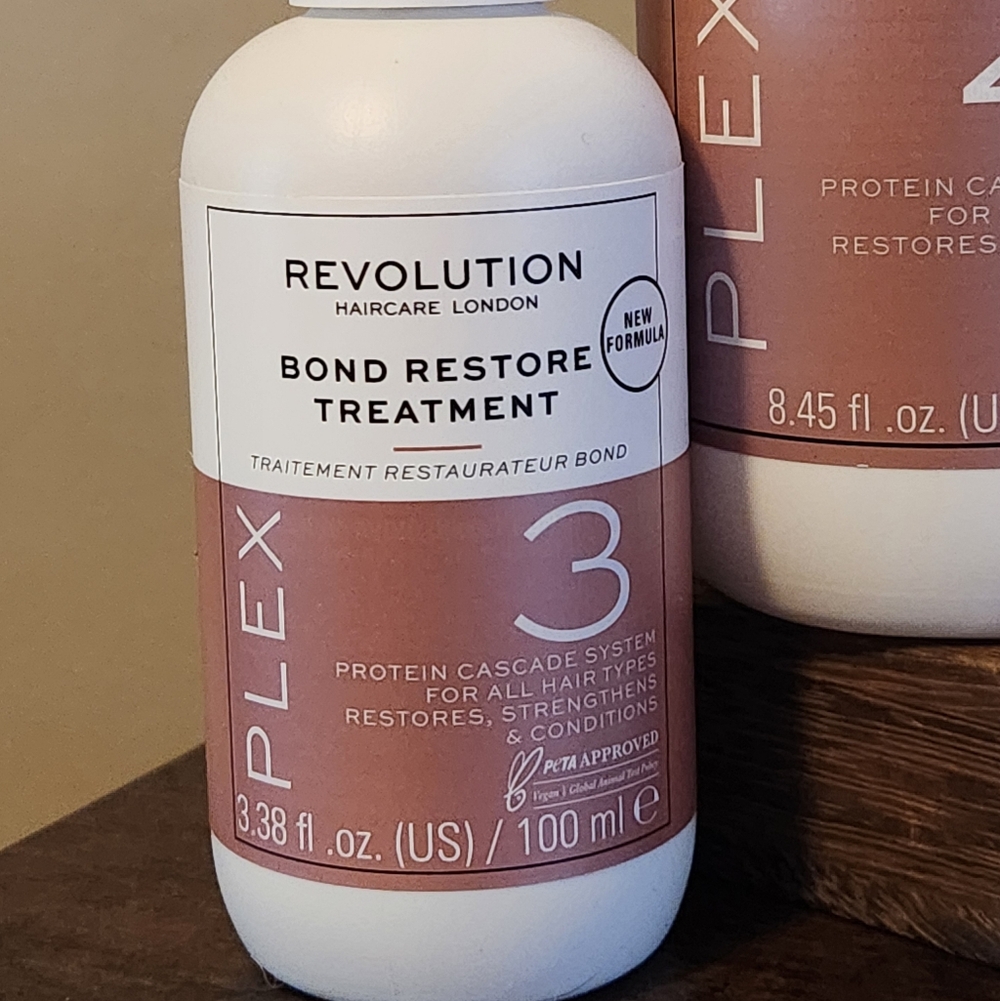 REVOLUTION HAIRCARE BUNDLE - Picture 2 of 7